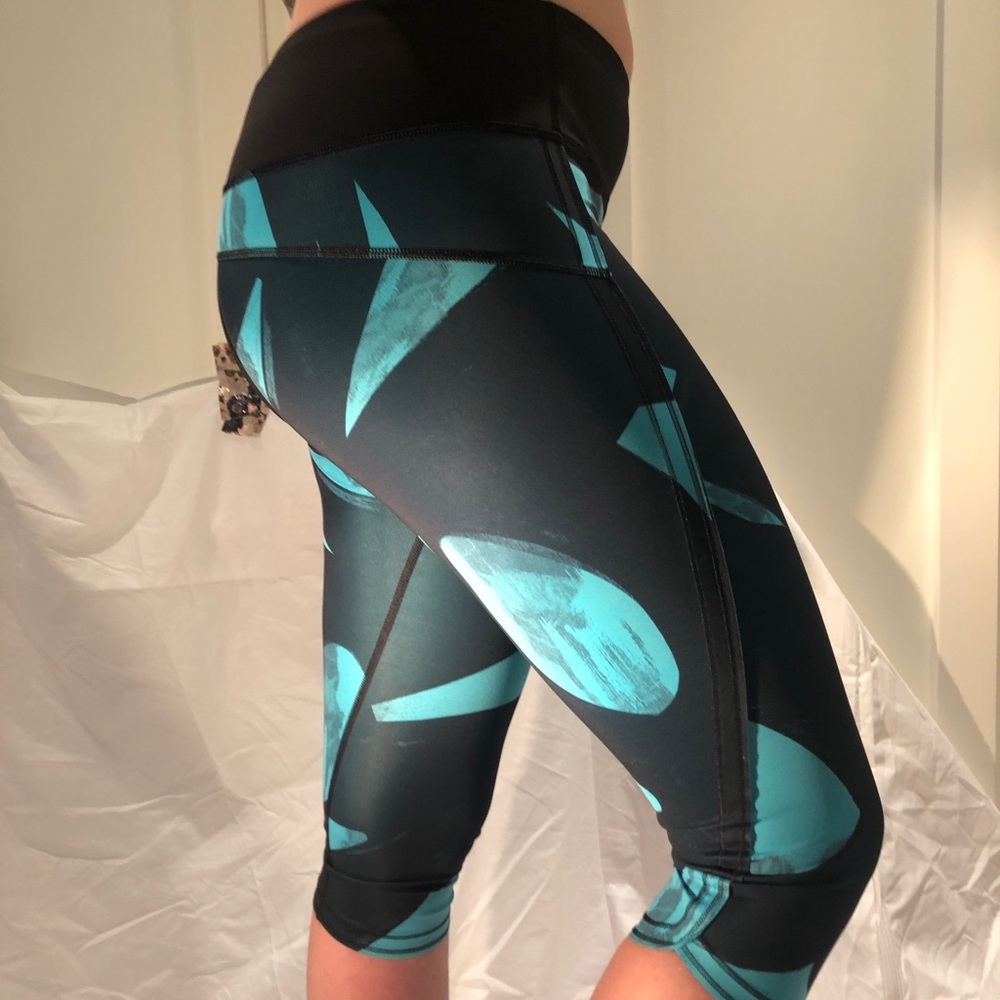 Lululemon crop leggings